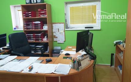 výrobno-skladové haly s výborným prístupom na diaľnicu