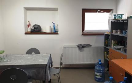 výrobno-skladové haly s výborným prístupom na diaľnicu