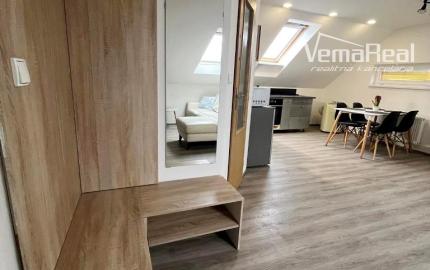 Na prenájom 1. izbový byt v Seredi