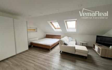 Na prenájom 1. izbový byt v Seredi