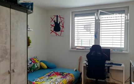 Na prenájom 3izb. Meander s predzáhradkou