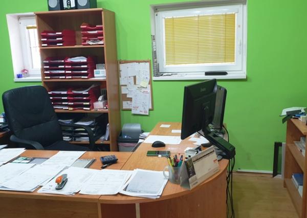 výrobno-skladové haly s výborným prístupom na diaľnicu