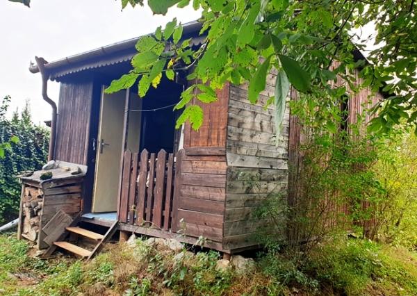 RK VEMA REAL, záhradka v Seredi s chatkou na predaj
