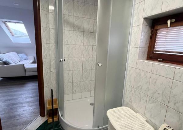 Na prenájom 1. izbový byt v Seredi